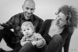Photo studio pro bébé famille trio